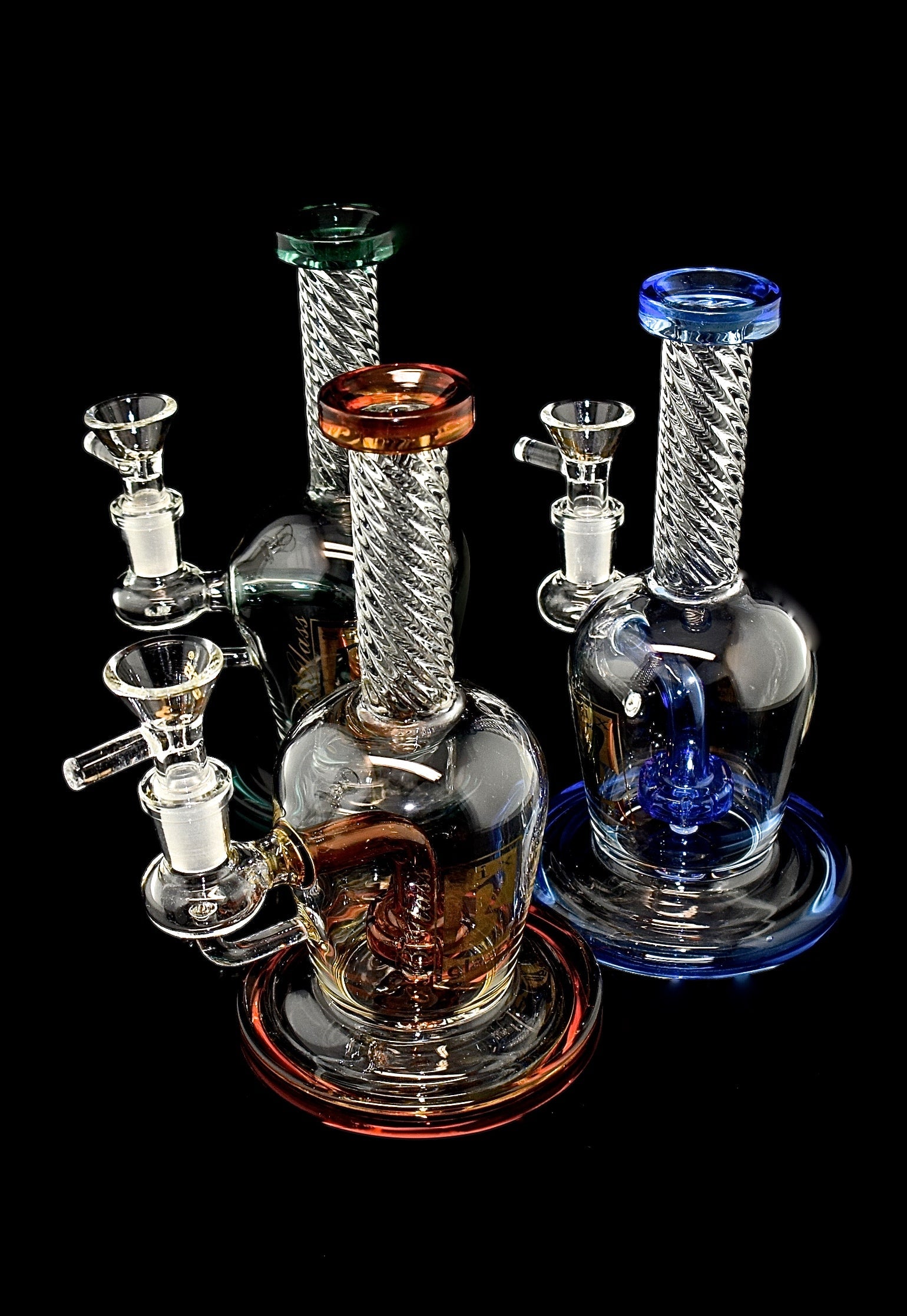 8" Twisted Water pipe with shower head perc