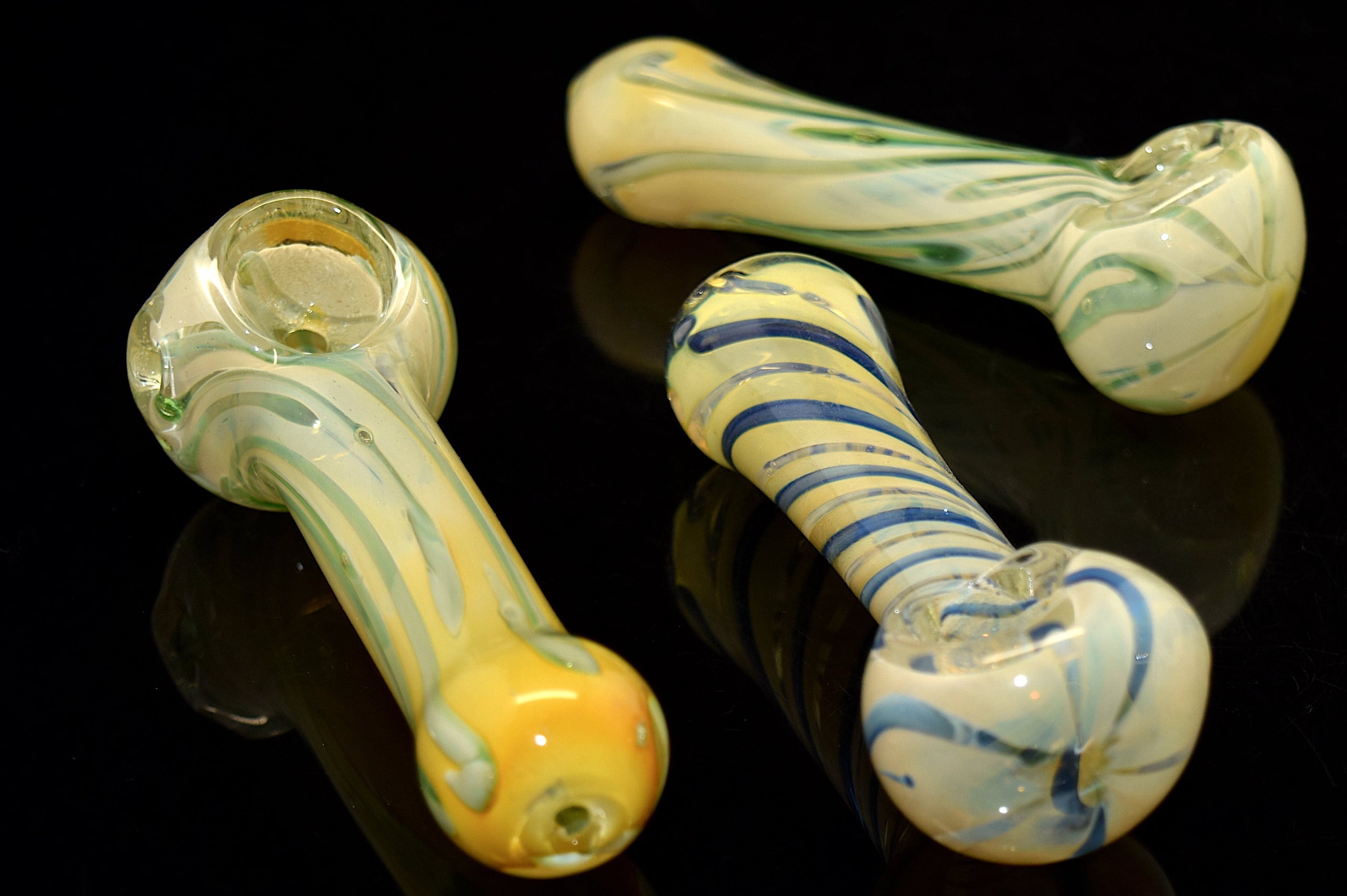 3.5" Yellow Fumed Psychedelic Colored Hand Pipe 80g  - 1623