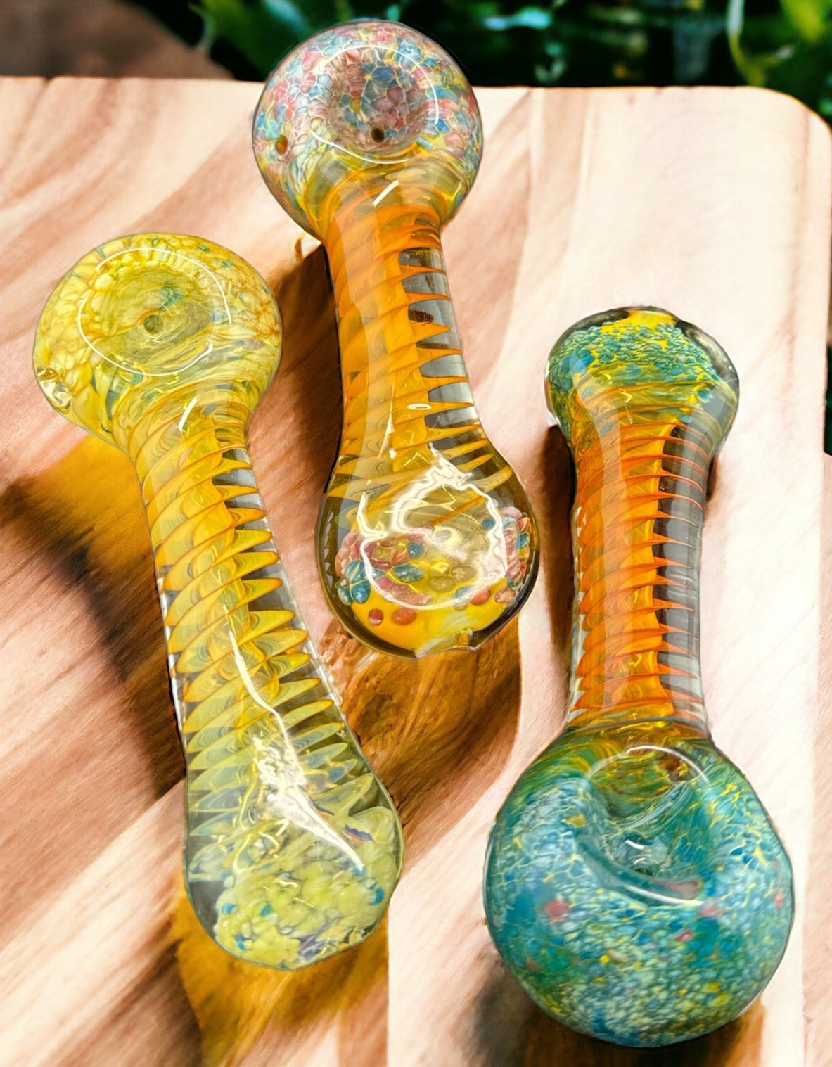 5" GOLD FUMED COLOR CHANGING SPIRAL GLASS PIPE -4304